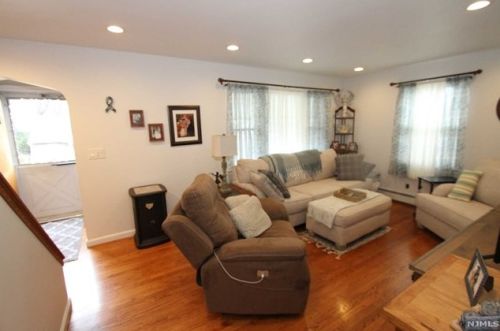109 Terrace Ave, Paterson, NJ 07508-2617