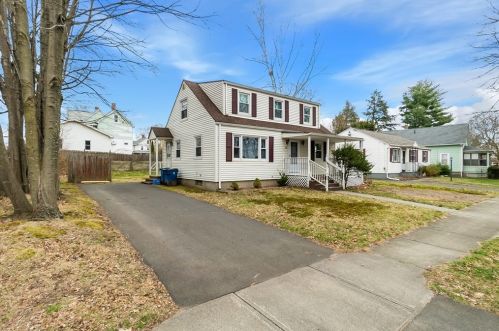 90 Worthy Ave, West Springfield, MA 01089-3149