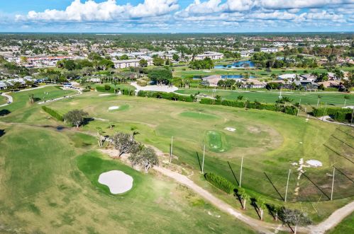 200 Pebble Beach Blvd, Naples FL  34113-8358 exterior