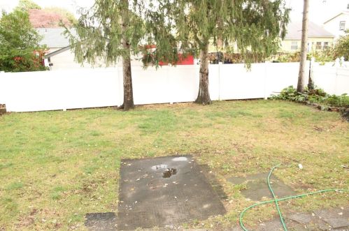 278 Sheridan St, Westbury, NY 11590-3640