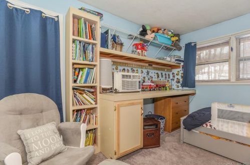 606 Route 81, Deep River CT  06419-1126 exterior