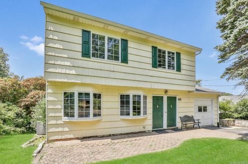 68 Orchard St, Thornwood, NY 10594-2116