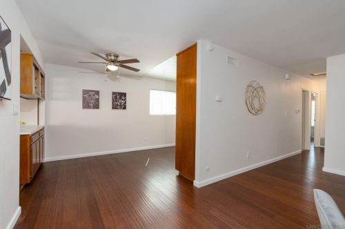 4659 Berwick Dr, San Diego CA 92117-4233 exterior