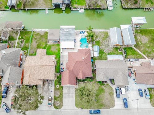 3901 17 St, Texas City TX  77590-4077 exterior