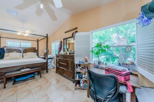 4832 Sunset Blvd, Port Richey FL  34668-6443 exterior