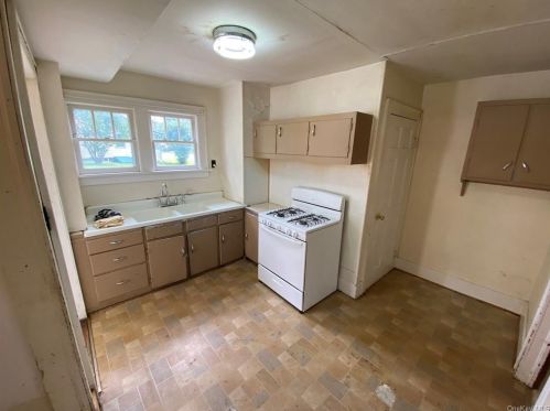 700 Route 211, Middletown NY  10940-7573 exterior