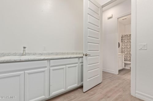 3731 Arabian Dr, Gilbert AZ  85296 exterior