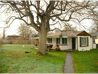 179 Newton St, Denver CO  80219-3245 exterior