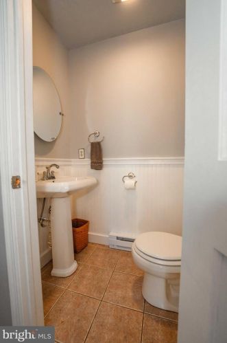 139 Maple Leaf Ln, Pottstown PA 19464-1563 exterior