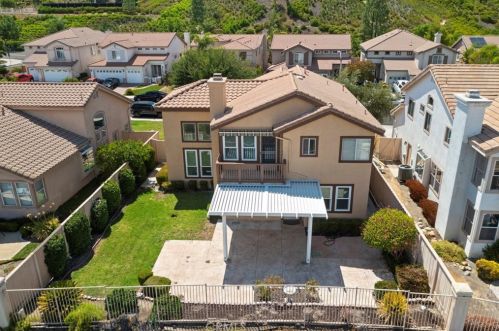 7 Villa Valtelena, Lake Elsinore CA  92532-0110 exterior
