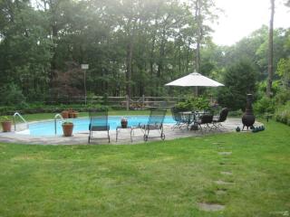78 Buffalo Ave, Gordon Heights NY  11763-3730 exterior