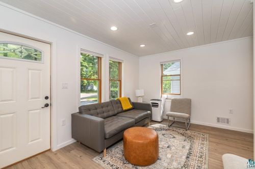 422 Wabasha St, Duluth MN  55803-1954 exterior