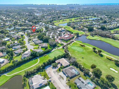 300 Country Clb Dr, Naples FL 34110-1144 exterior