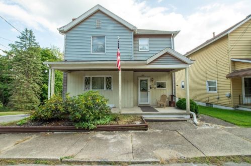 1024 Ashland Ave, New Castle, PA 16102-1347