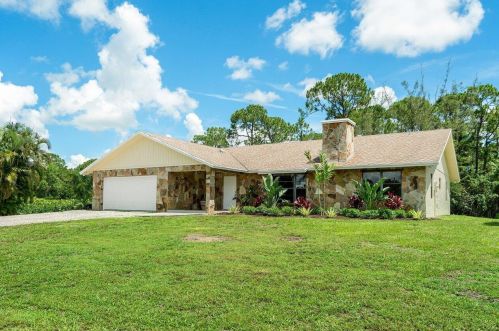 17915 40th Run, Town Of Loxahatchee Groves, FL 33470-3670