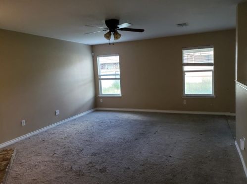 828 Sheryn Dr, Burleson TX  76028-8654 exterior
