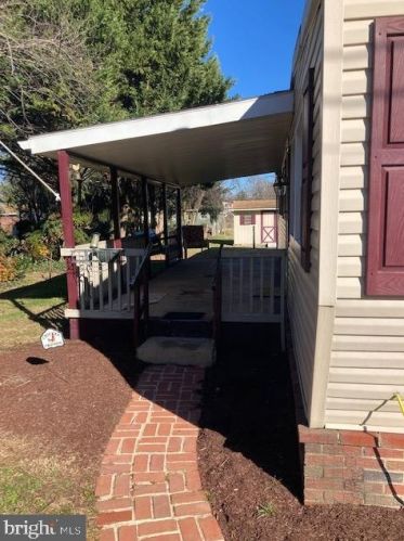 17 Orange St, Mount Holly Springs, PA 17065-1722