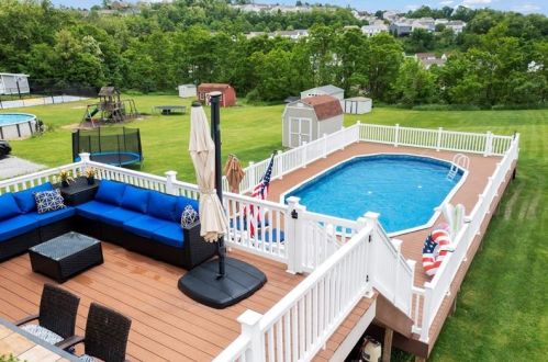 1373 Lucia Dr, Canonsburg, PA 15317-1855