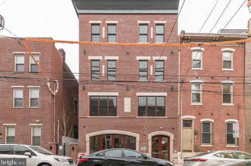752 16th St, Philadelphia PA  19130-2924 exterior