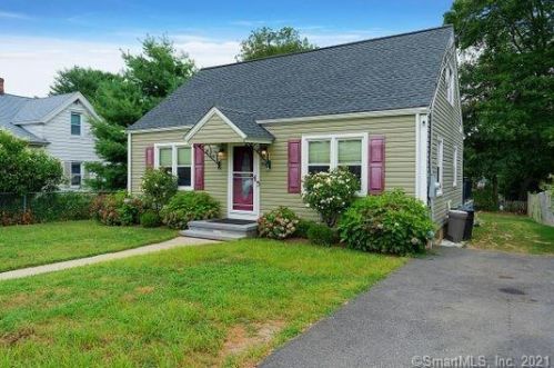156 Fairview Ave, Stratford, CT 06614-4825