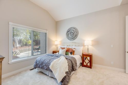 21461 Saratoga Hills Rd, Saratoga CA  95070-5377 exterior