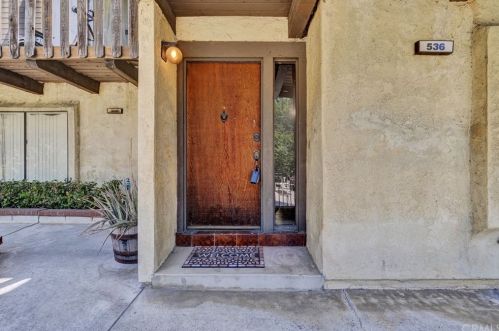 536 Flower Cir, Orange, CA 92868-4508