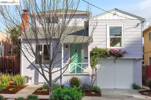 3314 Deering St, Oakland, CA 94601-2724