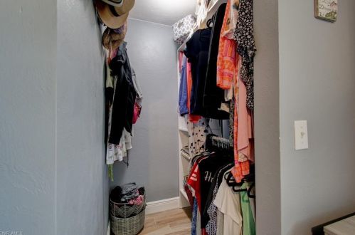 113 41 St, Cape Coral FL  33904-5127 exterior