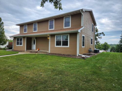 514 Green St, Mount Horeb, WI 53572-1601