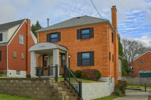 1342 Woodbine St, Pittsburgh, PA 15201-2047