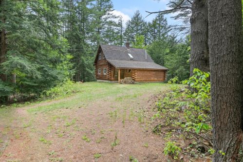 115 New Province Rd, Sunapee, NH 03782-3812