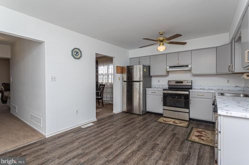 722 Girard Ave, Lansdale PA 19446-5266 exterior