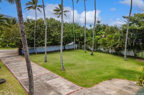 41-937 Laumilo St, Waimanalo, HI 96795