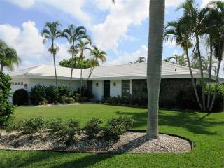4535 Bimini Dr, Bradenton, FL 34210-2008