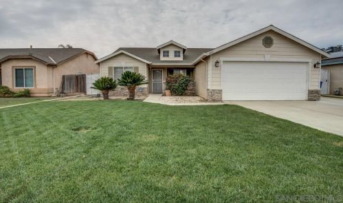 8201 Hawkeye Dr, Bakersfield, CA 93313-5429