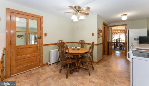 158 7th Ave, Collegeville PA  19426-1904 exterior