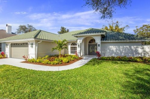 265 Silverado Dr, Naples, FL 34119-4619