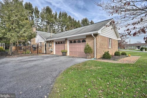 263 Evelina Rd, Swatara, PA 17033-2121