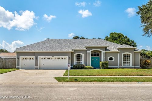 816 Brookstone Dr, Merritt Island FL  32952-4141 exterior