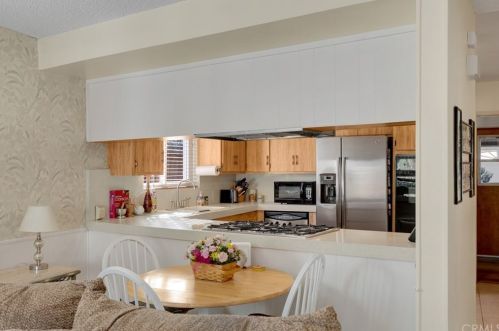 1915 Chateau Ave, Anaheim CA 92804-4409 exterior