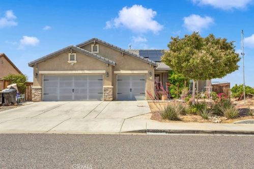 13998 Old Mill Ln, Victorville, CA 92394-3229