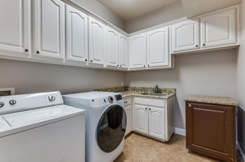 2000 Warwick Crescent Ct, Argyle TX  76226-1525 exterior