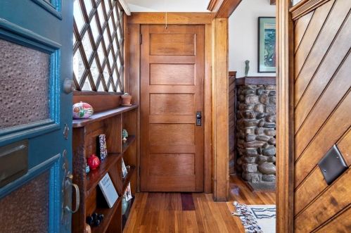 219 Franklin St, Melrose MA  02176-1824 exterior