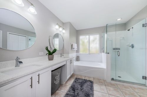 4123 Harbor Lake Dr, Lutz FL  33558-9730 exterior