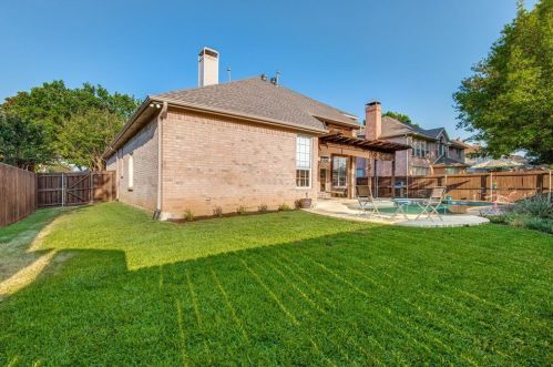 3405 Dorchester Ct, Lewisville TX  75022-4924 exterior