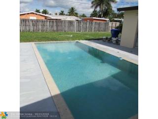 6671 Arthur St, Hollywood FL  33024-5732 exterior