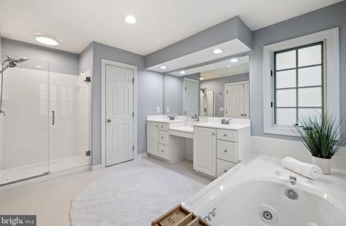 14829 Cox Creek Ct, Haymarket VA  20169-2626 exterior