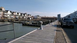 228 Marina Pkwy, Lorain, OH 44052-2079