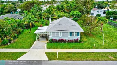 320 4 Ave, Delray Beach FL  33444-2717 exterior
