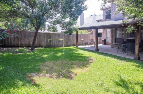 4500 Sandra Lynn Dr, Lewisville TX  75022-1004 exterior